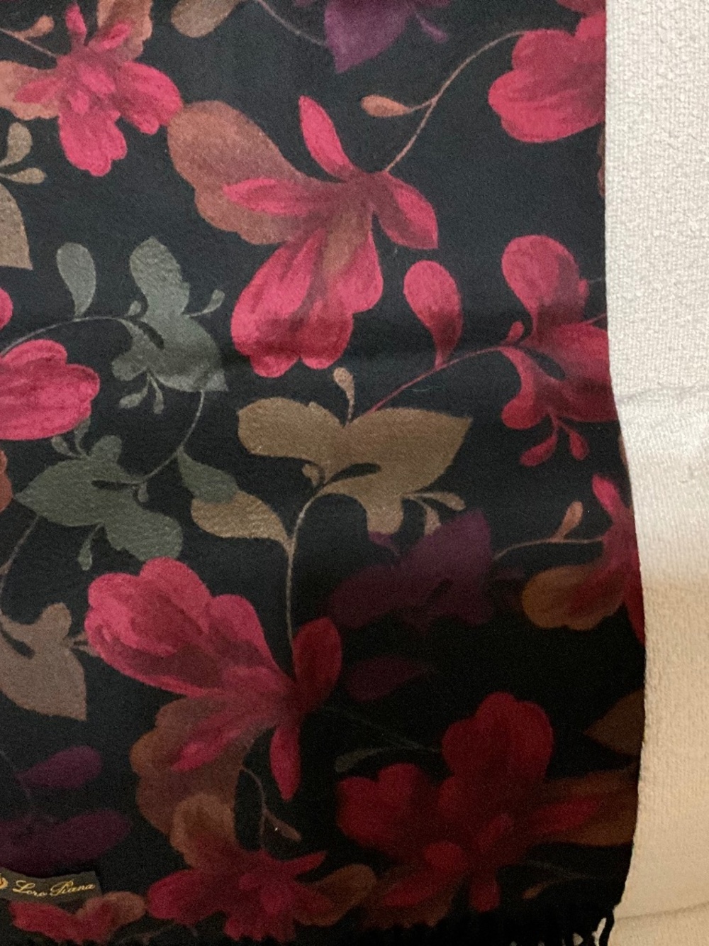 scarf - Picture 1 of 4